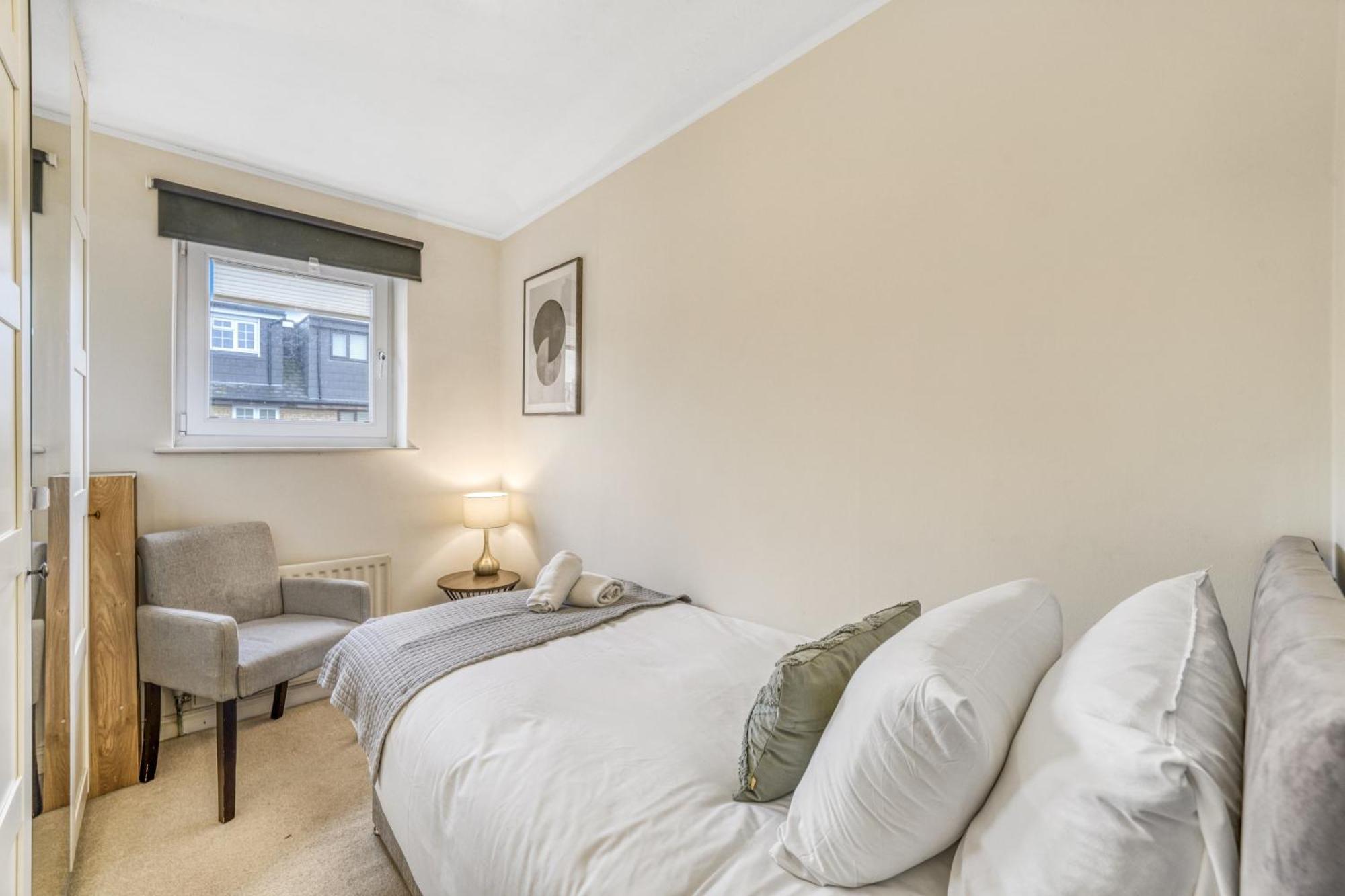 Executive 4 Bedroom Town House In Canada Water Free Wifi & Parking By City Stay Aparts London Eksteriør billede