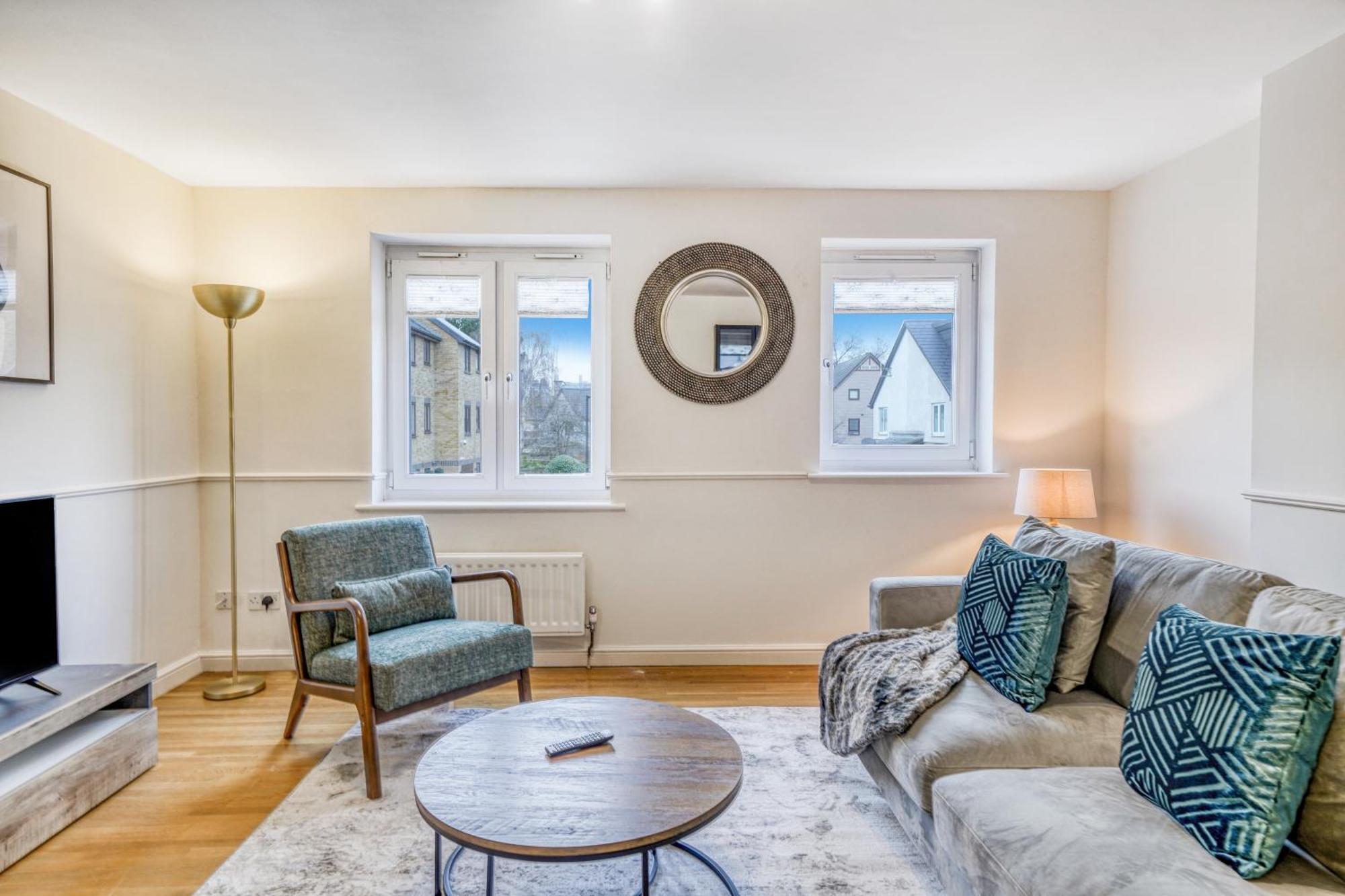 Executive 4 Bedroom Town House In Canada Water Free Wifi & Parking By City Stay Aparts London Eksteriør billede