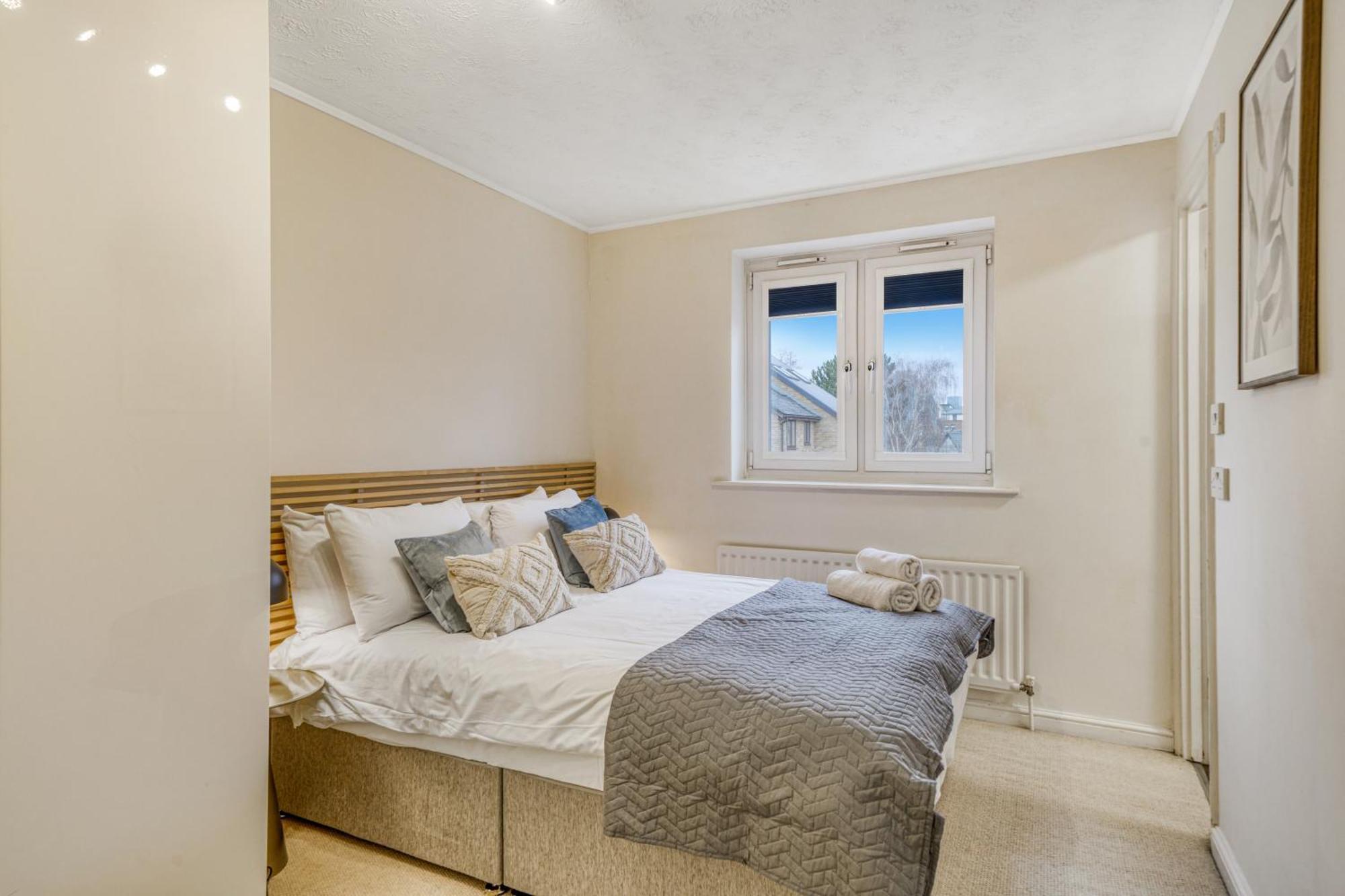 Executive 4 Bedroom Town House In Canada Water Free Wifi & Parking By City Stay Aparts London Eksteriør billede
